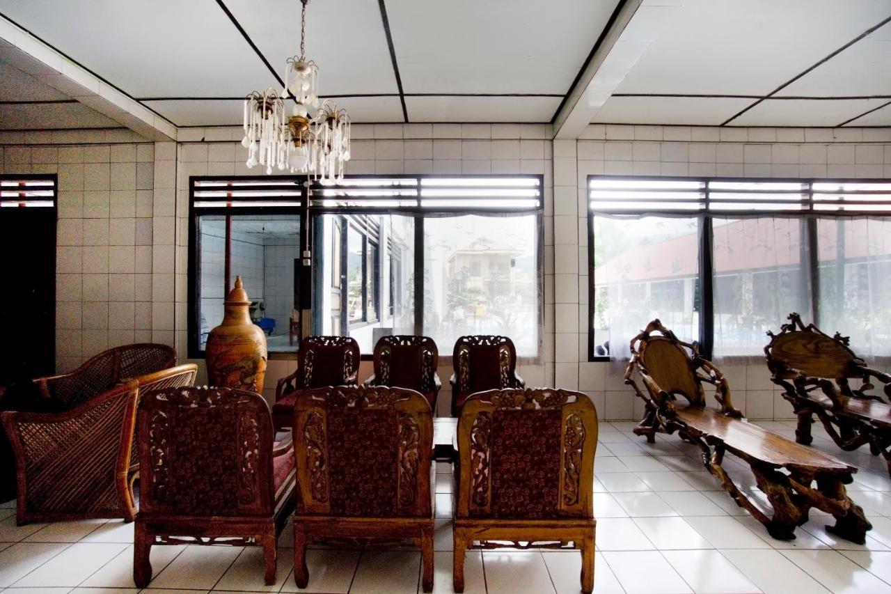 Oyo 2960 Wisma Bara Pagar Alam Pagaralam Zewnętrze zdjęcie